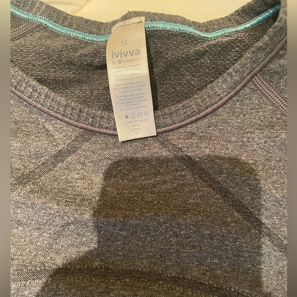 Ivivva Girls Athletic Long Sleeve - Picture 2 of 3